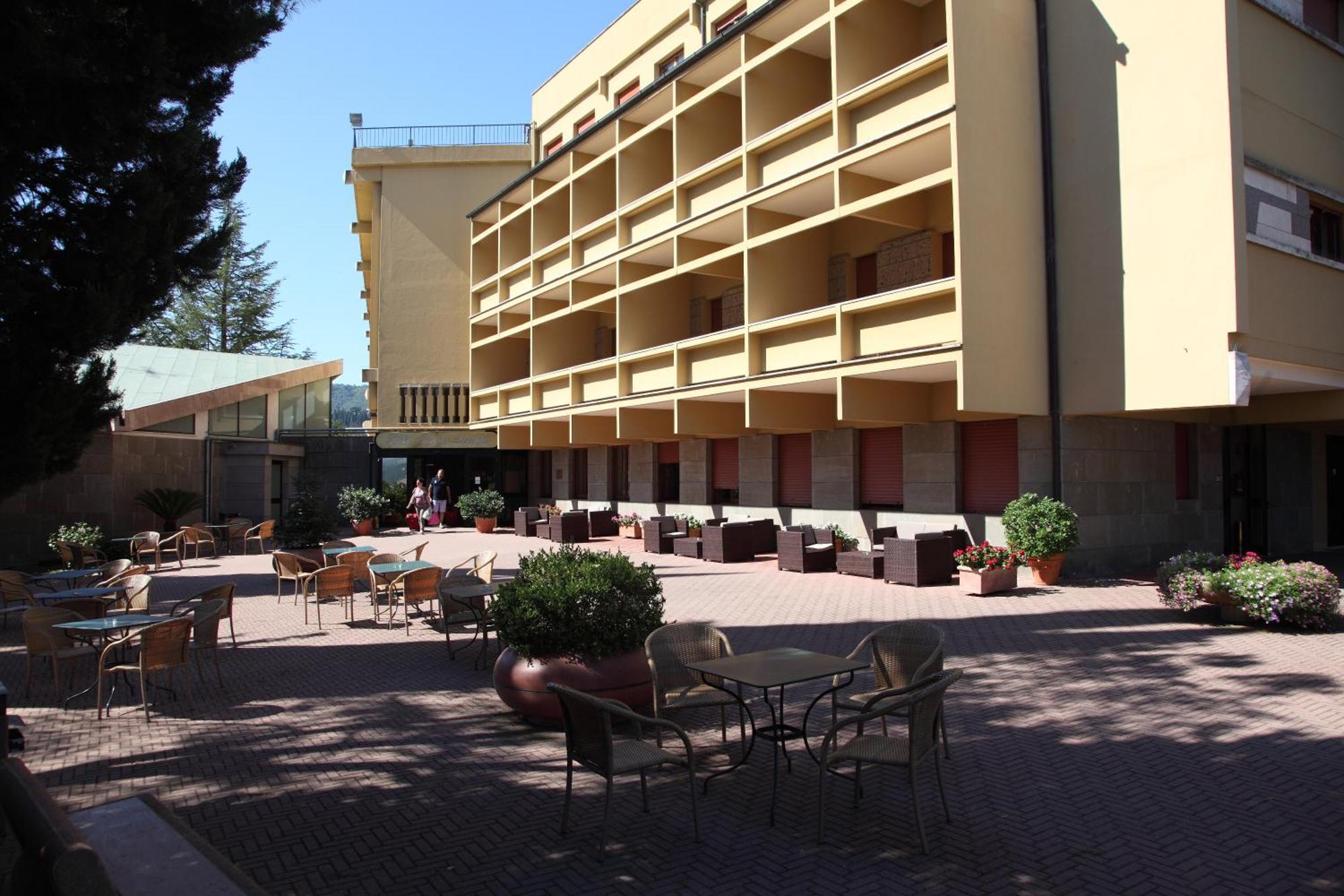 Hotel Oasi Dei Discepoli Orvieto Exterior photo